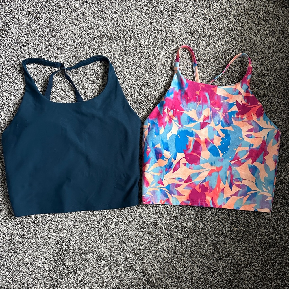 Two workout sports bra tank from old navy size M